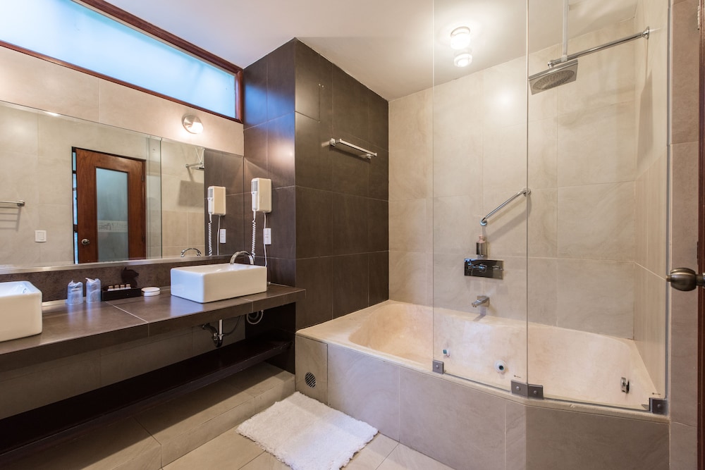Hotel Boutique Villa Elisa 45/46