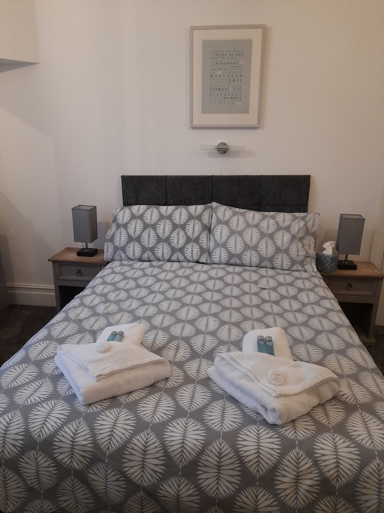 Tregella Guest House 20/50