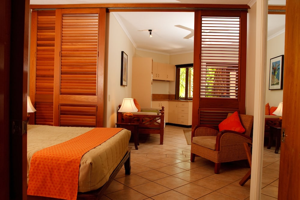 Hibiscus Resort And Spa 61/77