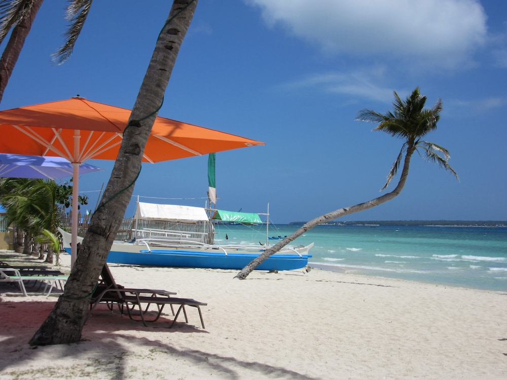 Marlins Beach Resort 57/65