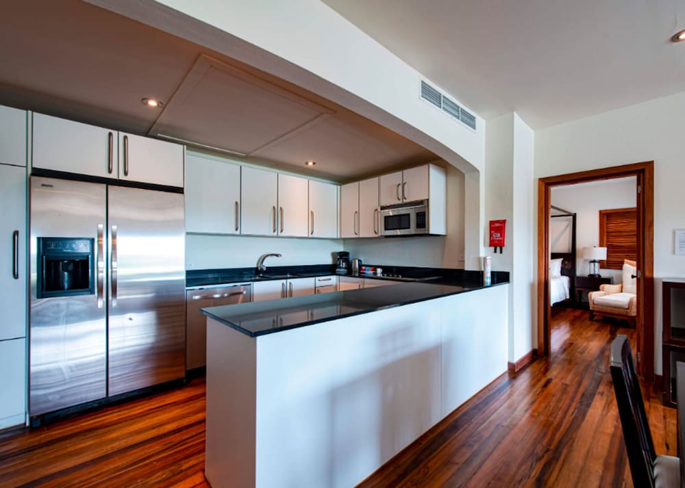 Nonsuch Bay Resort 13/33