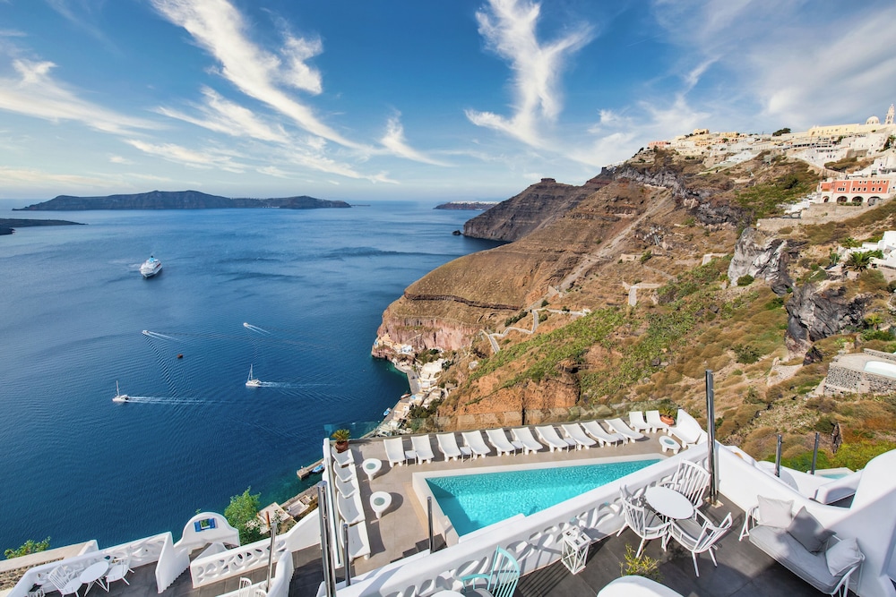 Aperto Suites - Adults Only 48/50