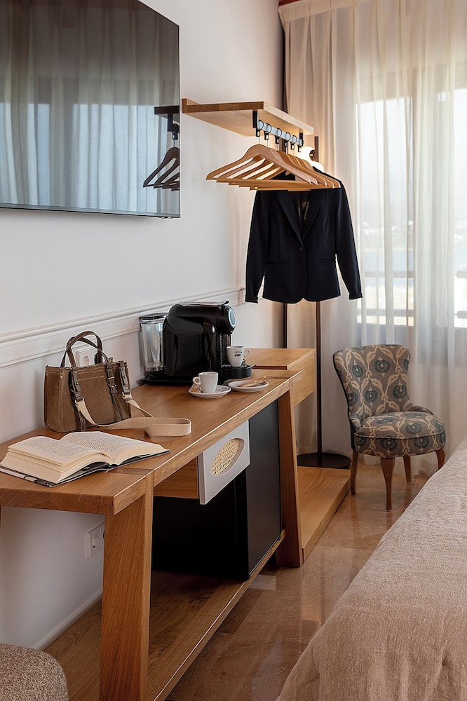 Porto Cristo Hotel 39/48
