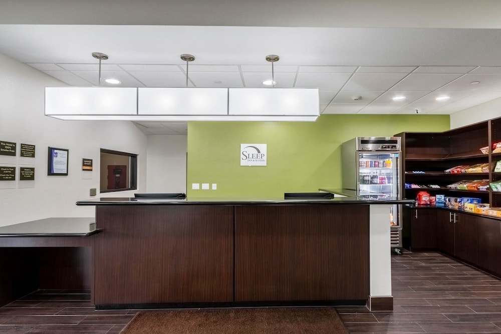 Sleep Inn and Suites College Station Area 7/46