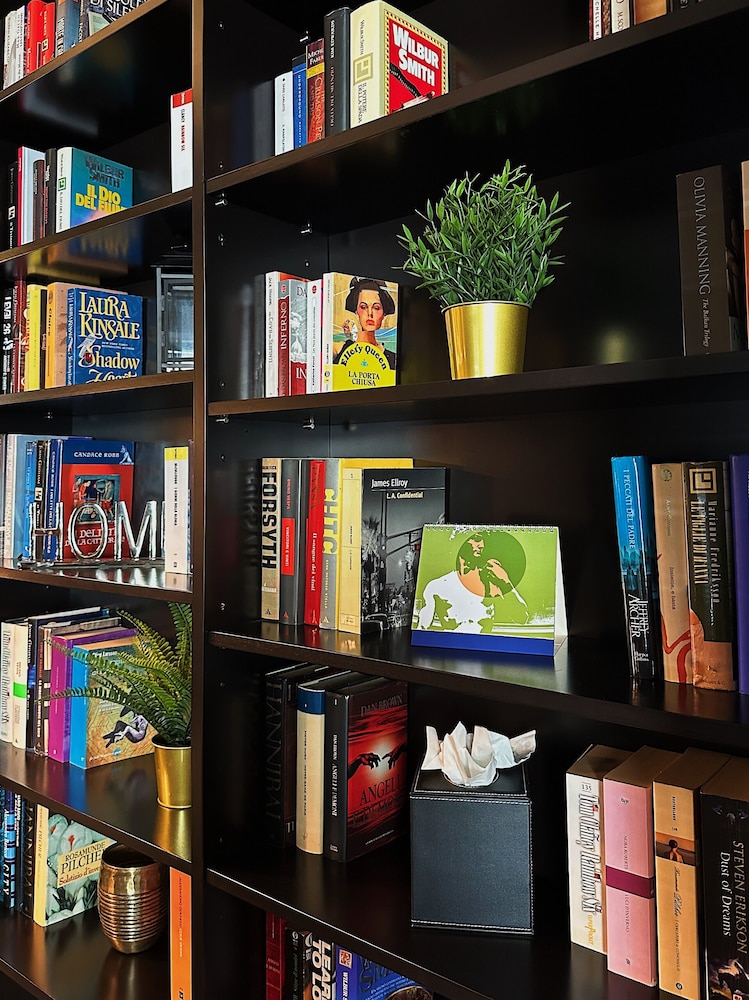 Flom Boutique Hotel 43/50