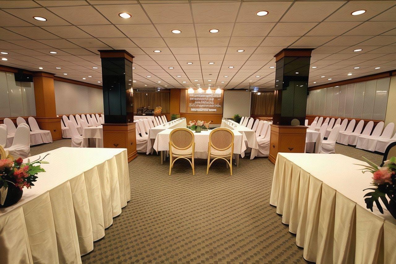 The Regent Hotel Ubonratchathani 54/66