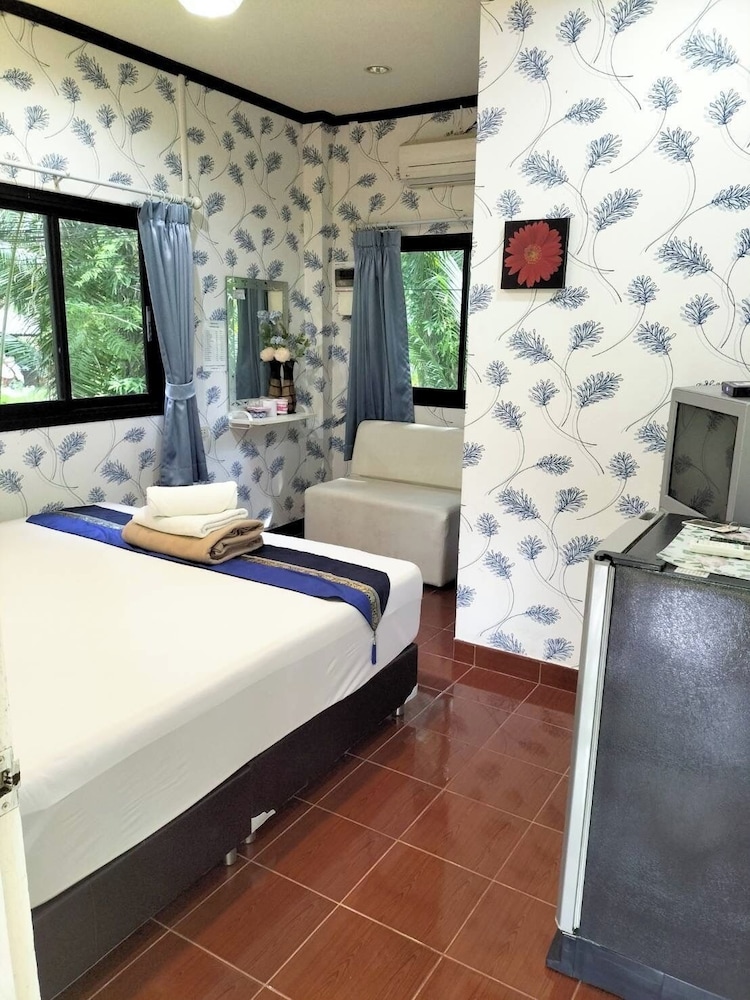 Paifha Beach Resort 26/45