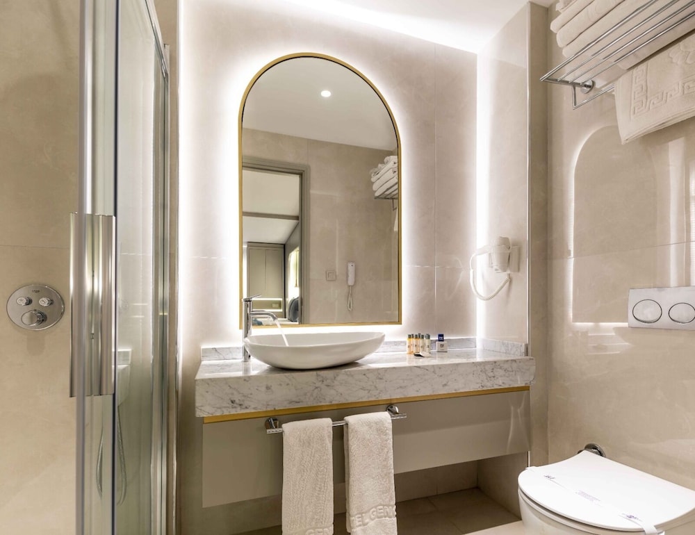 Genova Hotel Spa 56/60