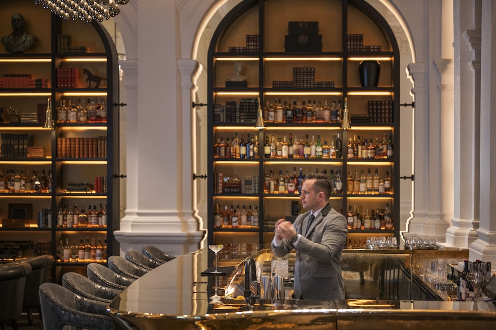 Raffles Hotel Singapore 12/69