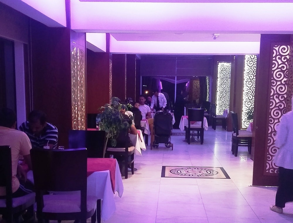 Kuwait Continental Hotel 写真4