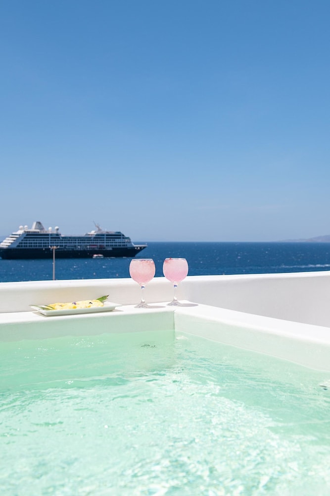 Porto Mykonos Hotel 65/69