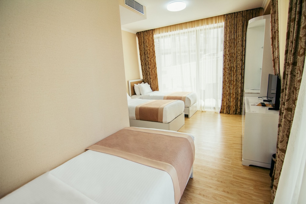 Lisi Hills Hotel 21/50