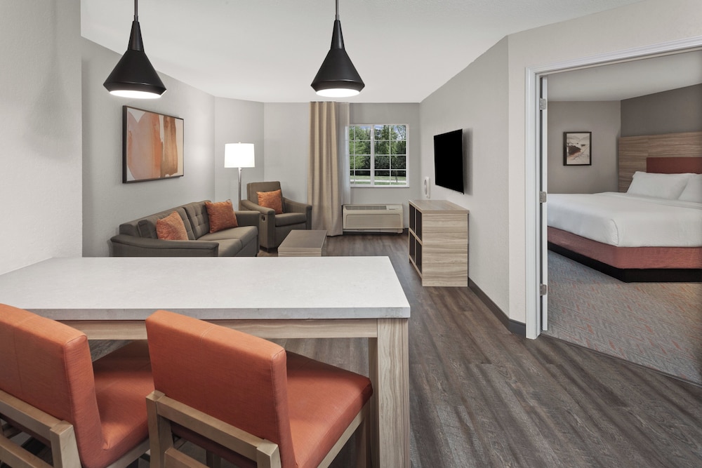 Candlewood Suites Elgin Nw-Chicago 27/58