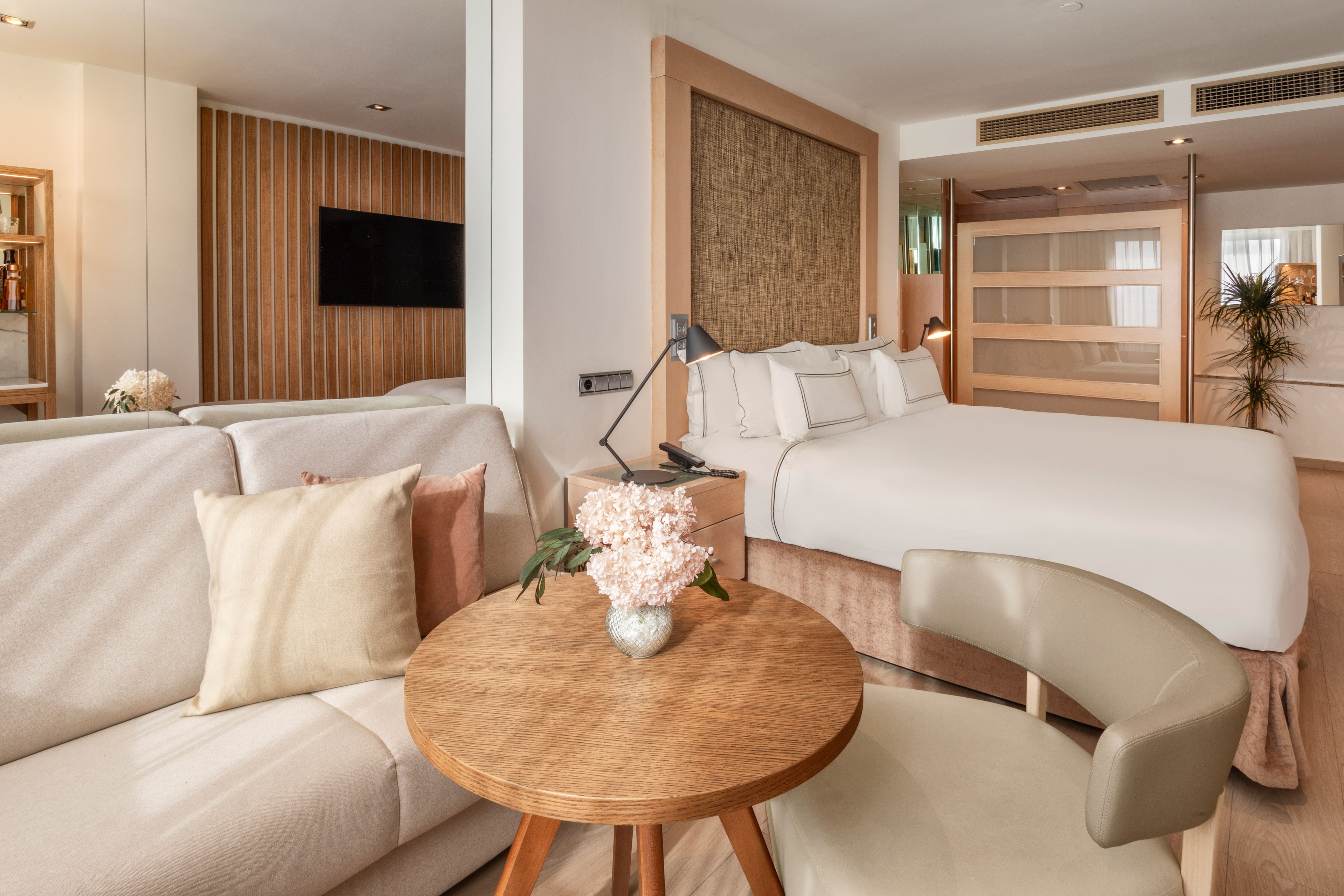 The Level, Junior Suite, Panoramic View، Melia Madrid Princesa Hotel 3/5