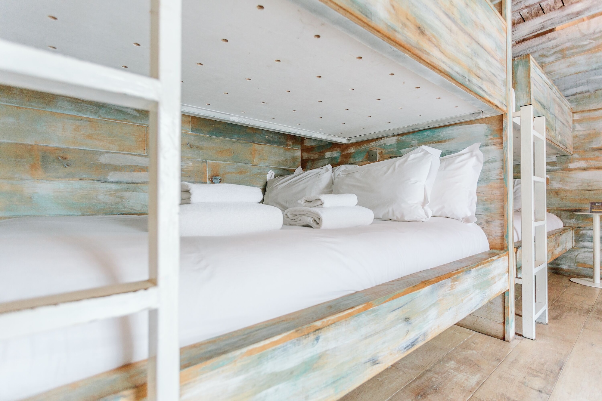 Private, Mixed Dorm, Party, 8 Beds 7/10