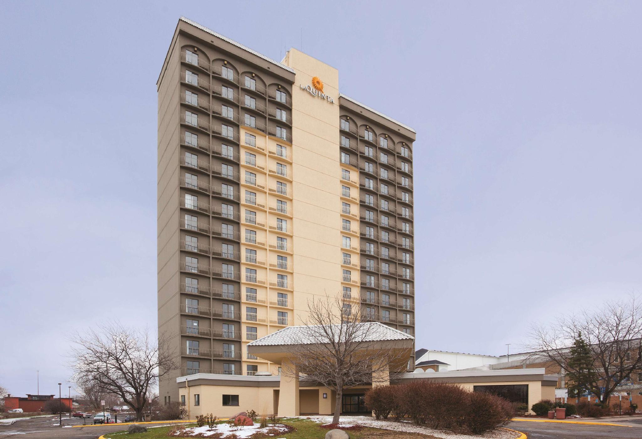 La Quinta Inn & Suites by Wyndham Minneapolis Bloomington W