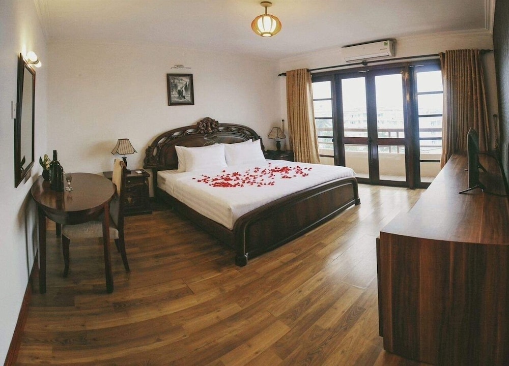 Jasmine Hotel Hue 12/38