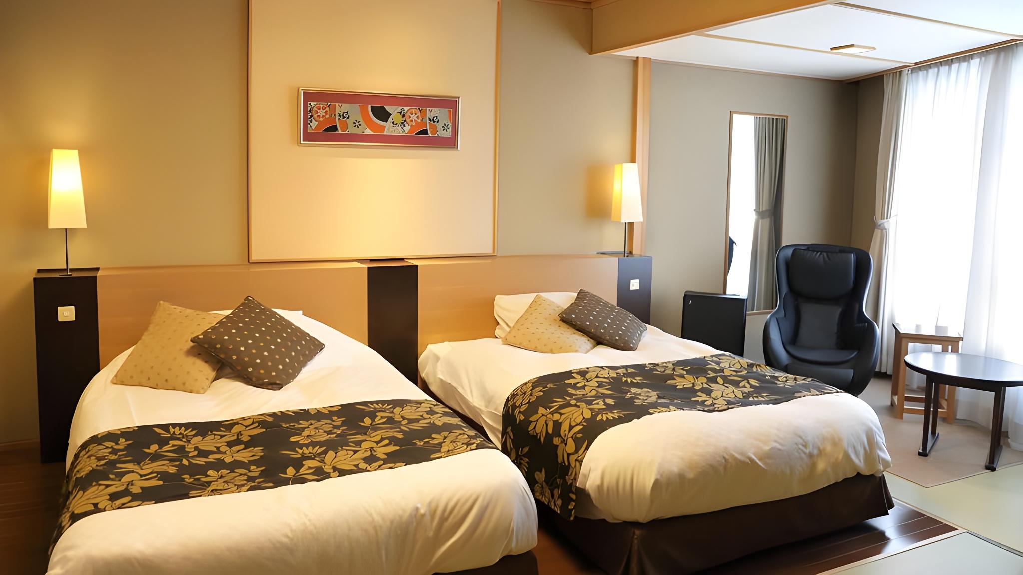 Hana, Club, Twin Beds