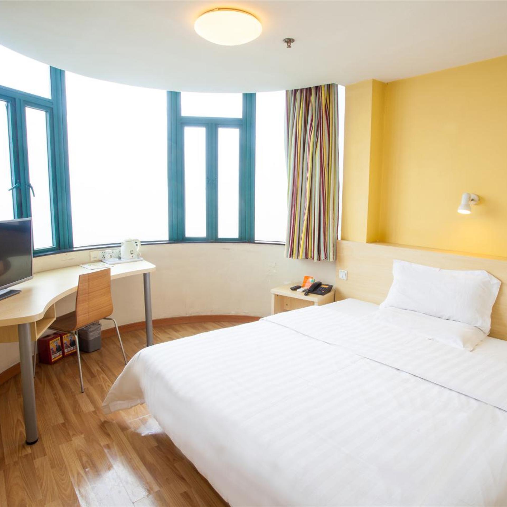 7 Days Inn (Shanghai South Hongmei Road) 10/30