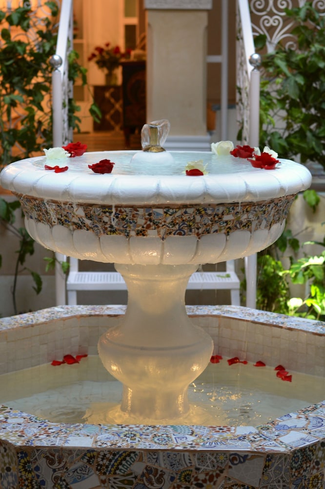 RIAD KARMELA PRINCESSE 4/62