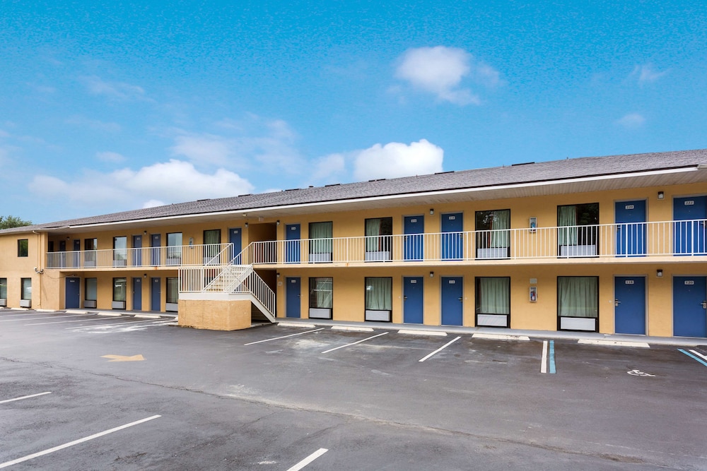 Motel6 Macclenny, FL in MACCLENNY - FL