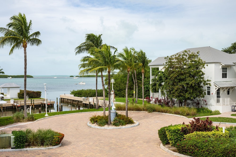 Islander Bayside Resort 45/50