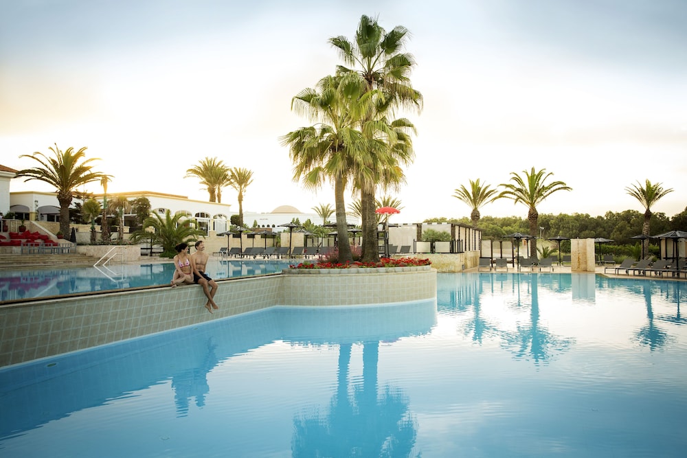 Robinson Agadir 25/50