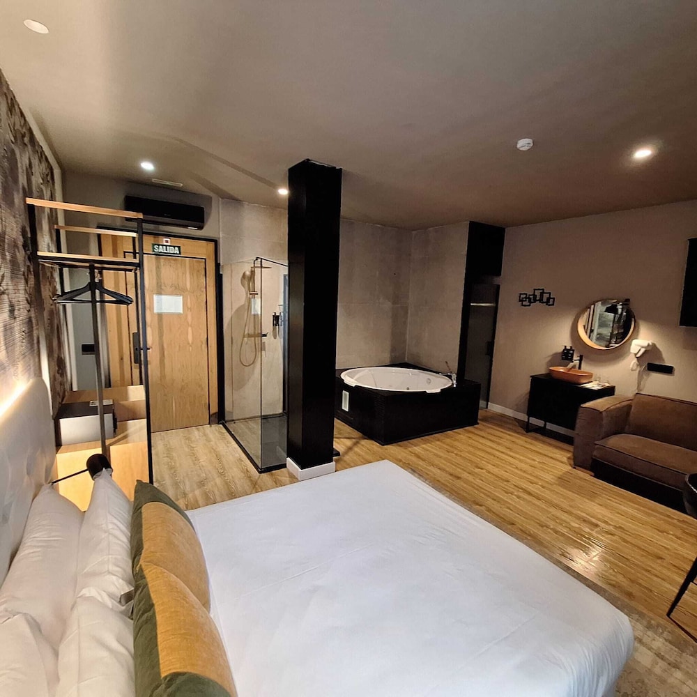 Saman Boutique Hotel 17/50