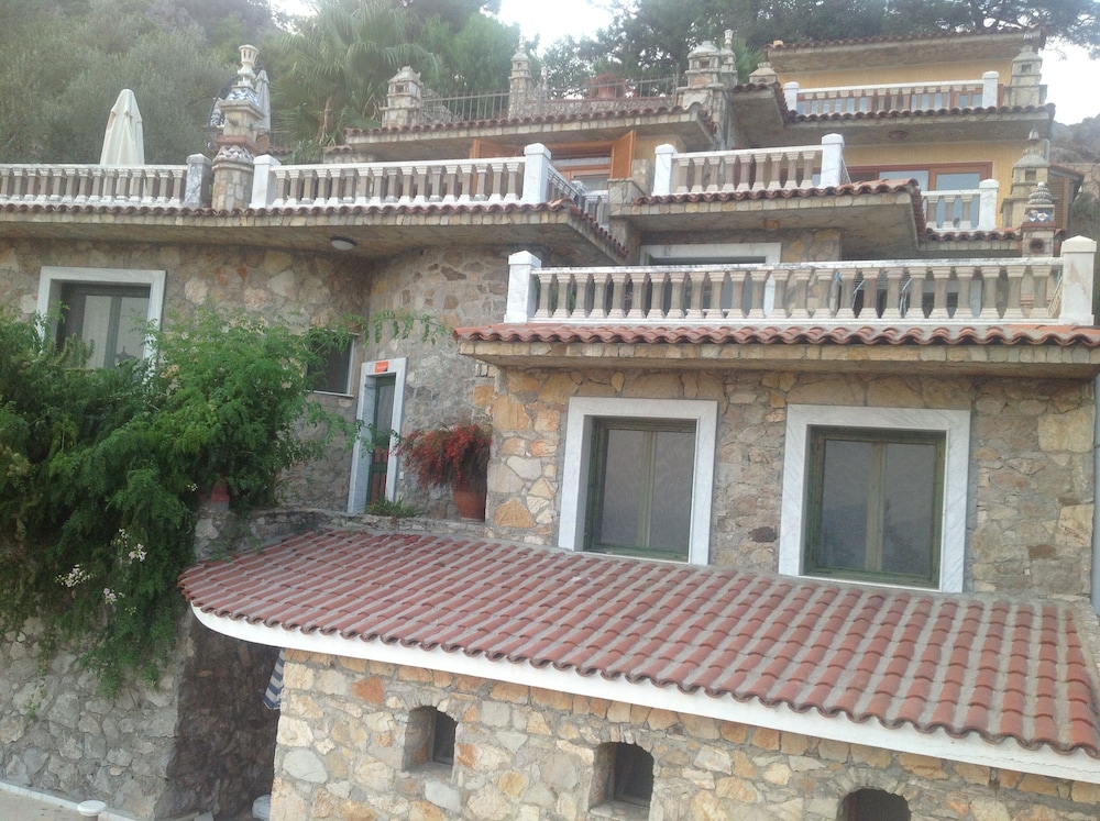 Villa Symbola 1/45