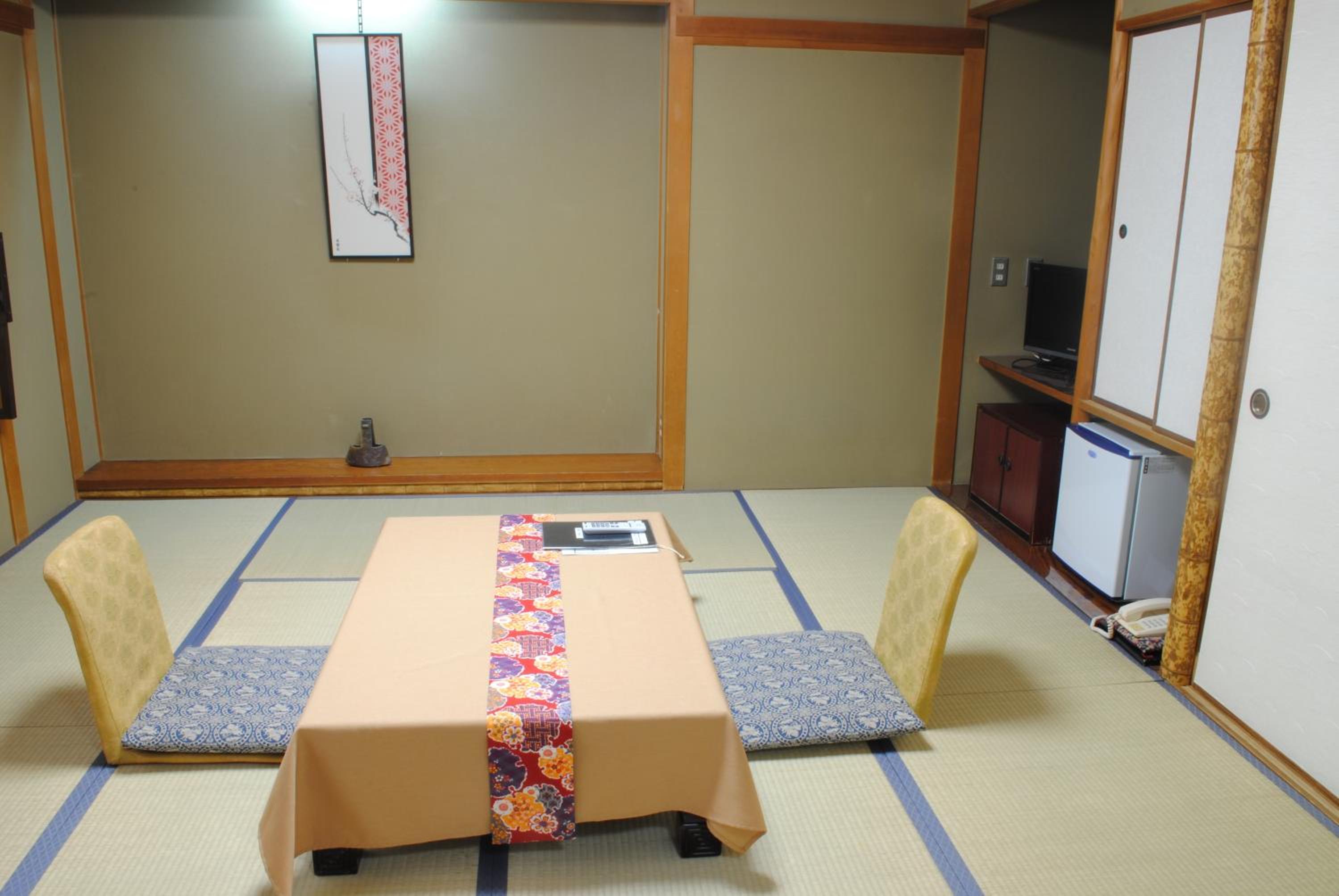 Nissho Besso 8/56