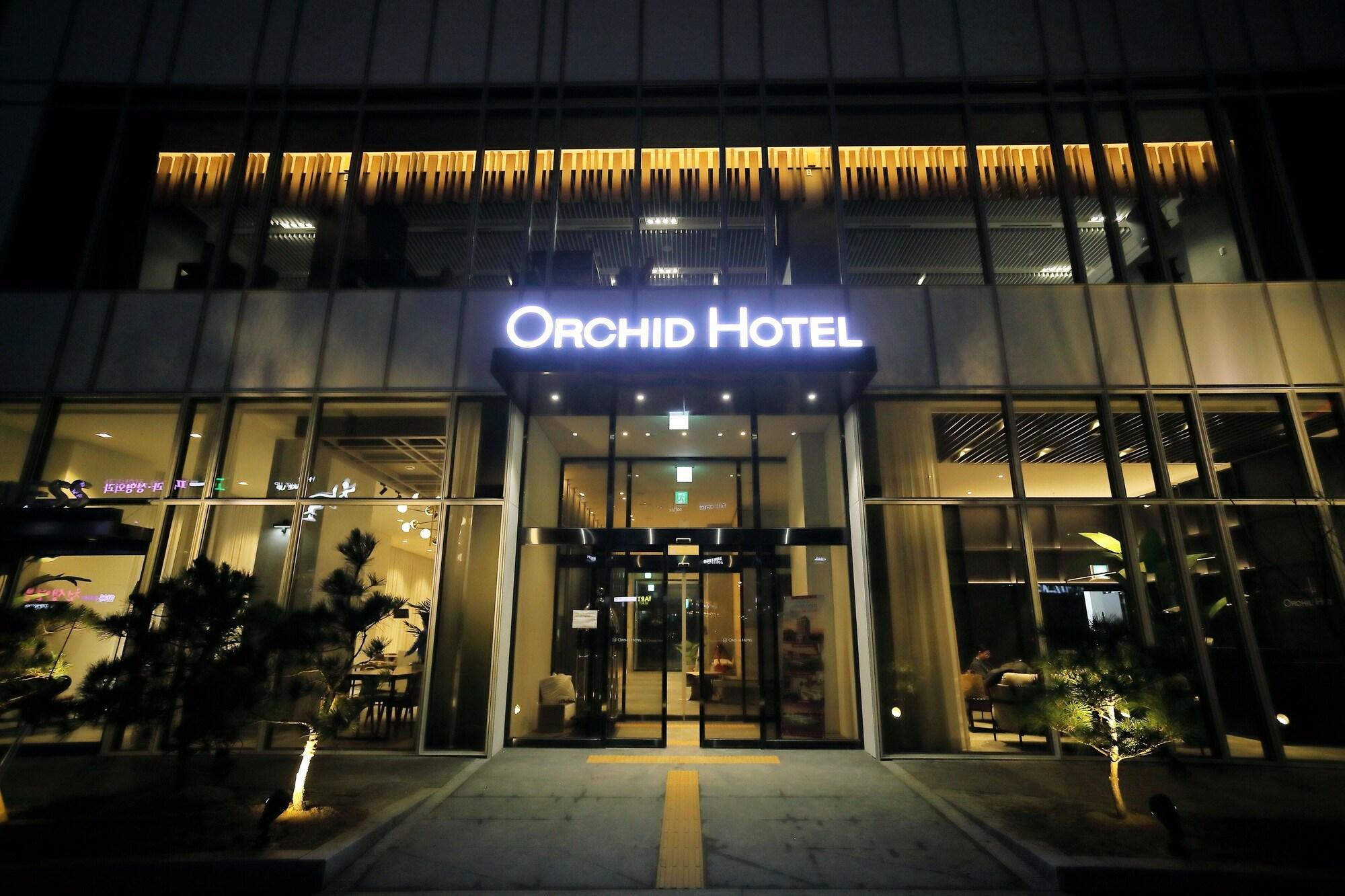 Orchid Hotel 2/50