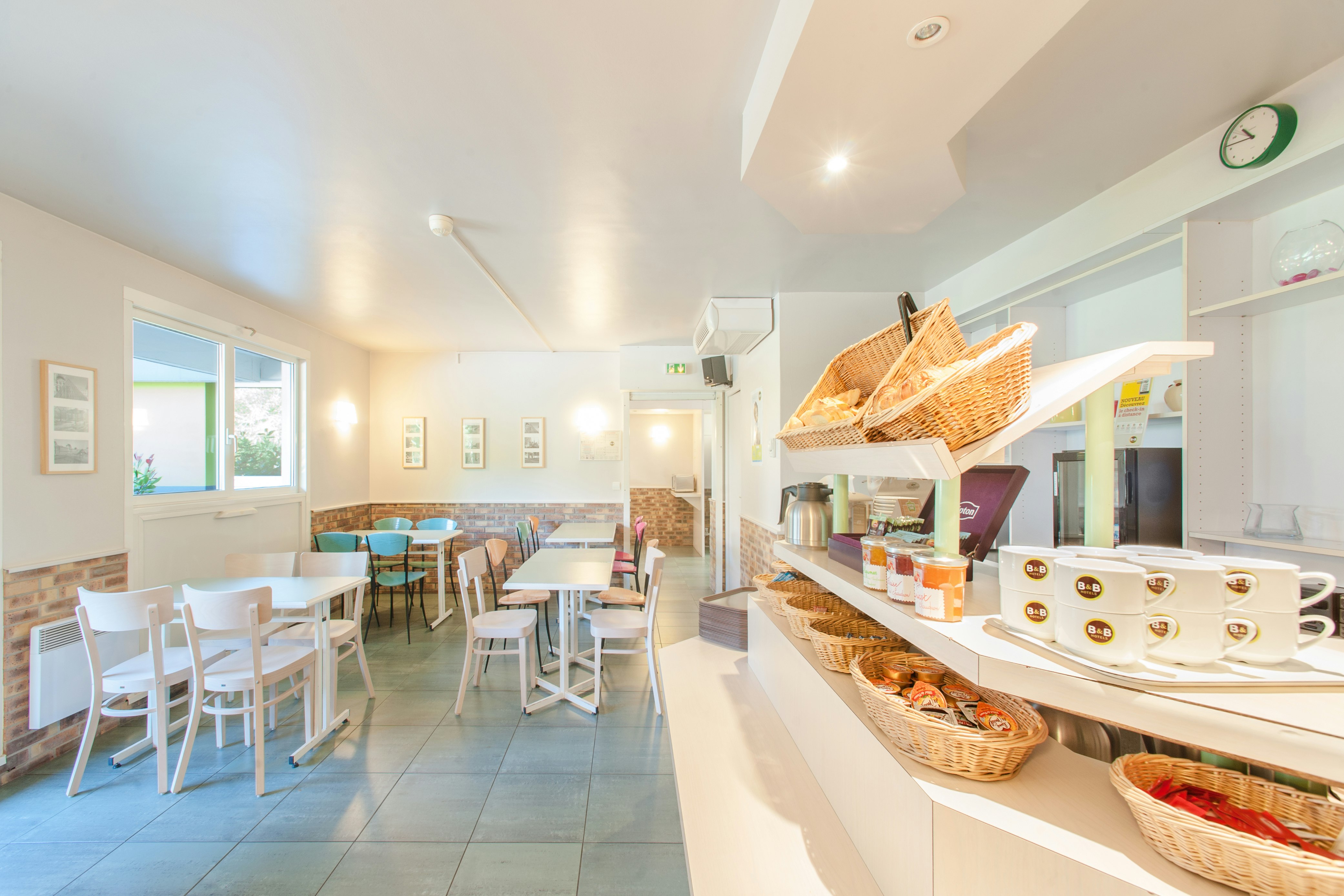 B&B HOTEL Saclay 27/32
