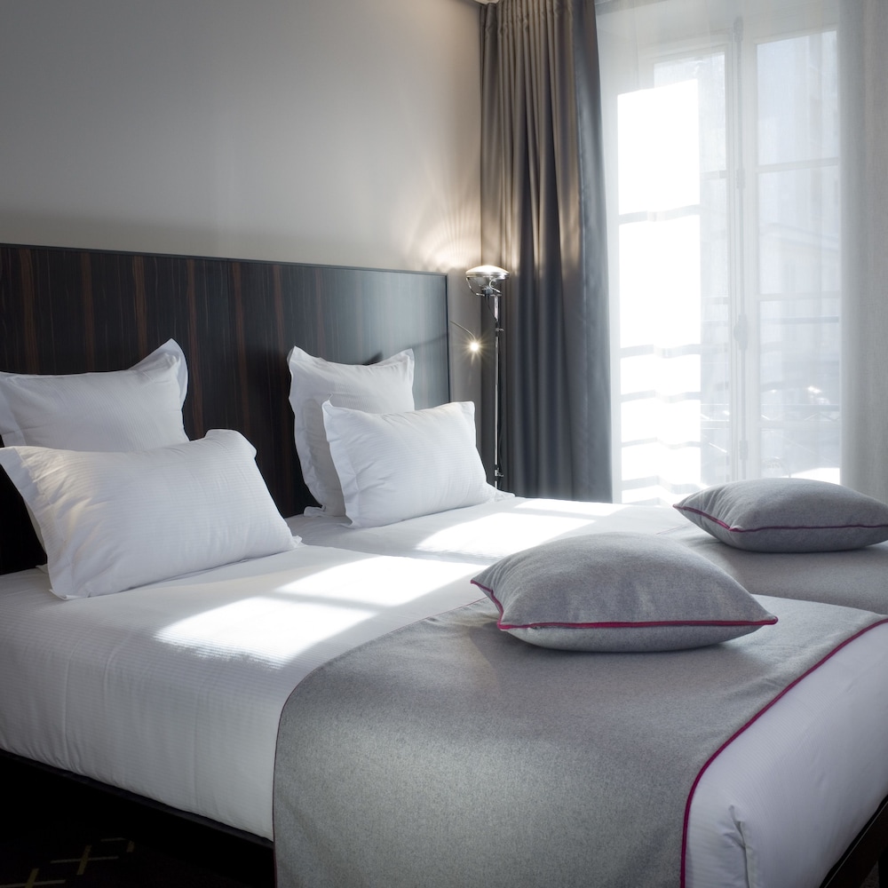 COMFORT, DOUBLE OR TWIN BED