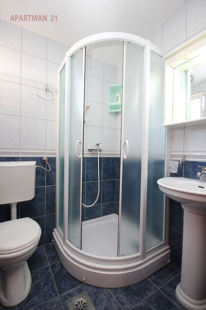 Apartments Kojic 72/75