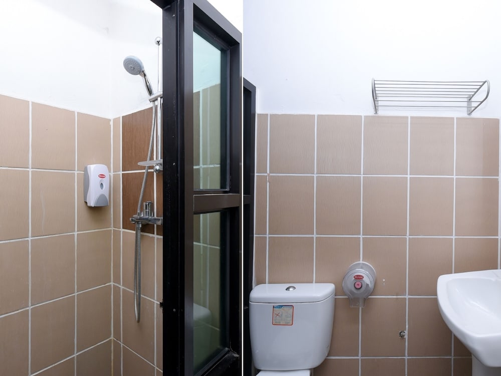 Super OYO 89604 City Home Stay 33/34