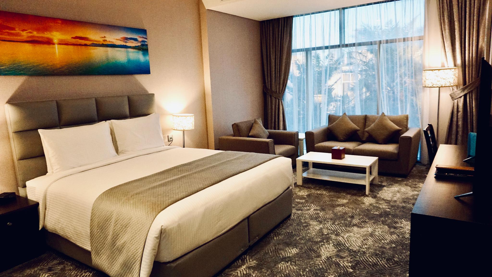 Room, King Bed, Partial View