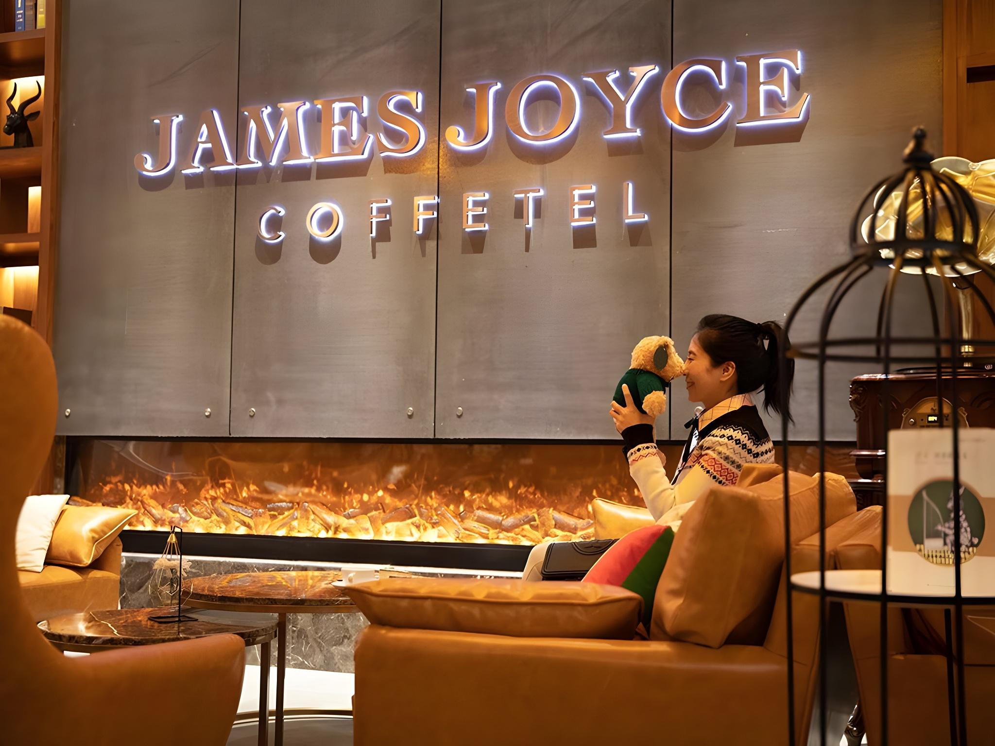 James Joyce Coffetel (Lanzhou Xiguan Cross) 11/24