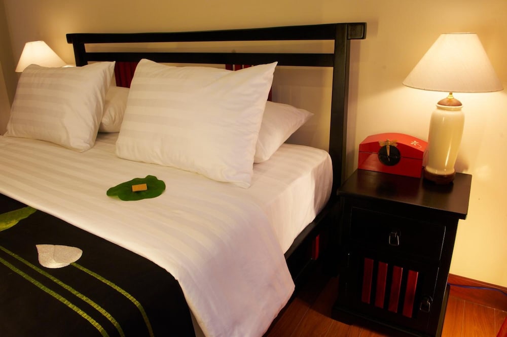 Nam Bo Boutique Hotel 23/68
