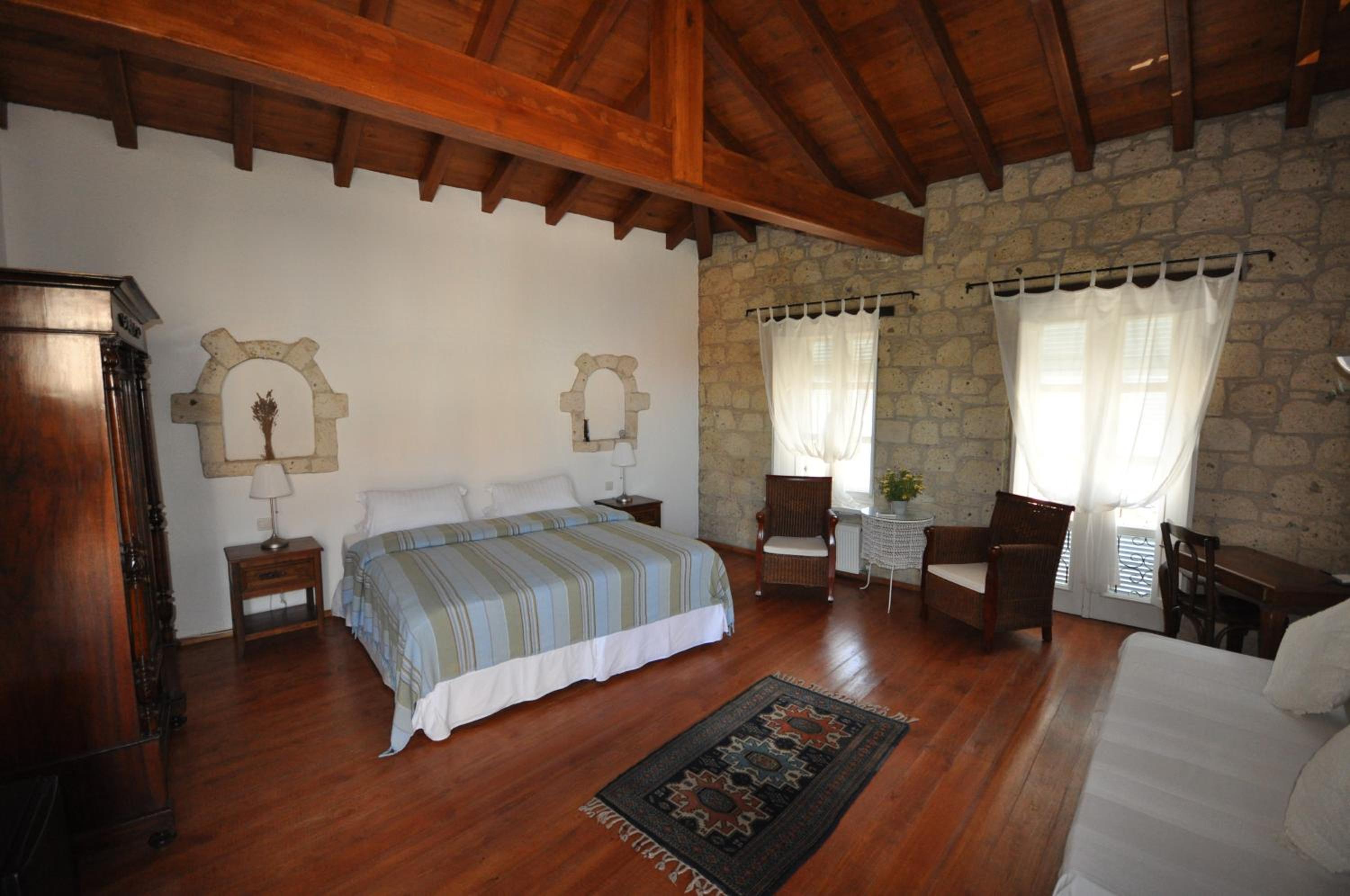 Icirliev Alacati 20/56