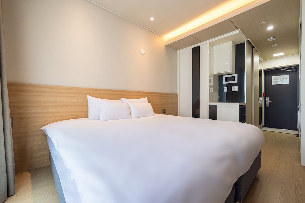 Ocean Soleview Hotel 28/57