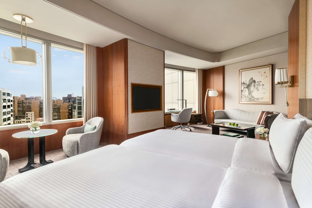 Shangri-La Far Eastern, Taipei 23/79