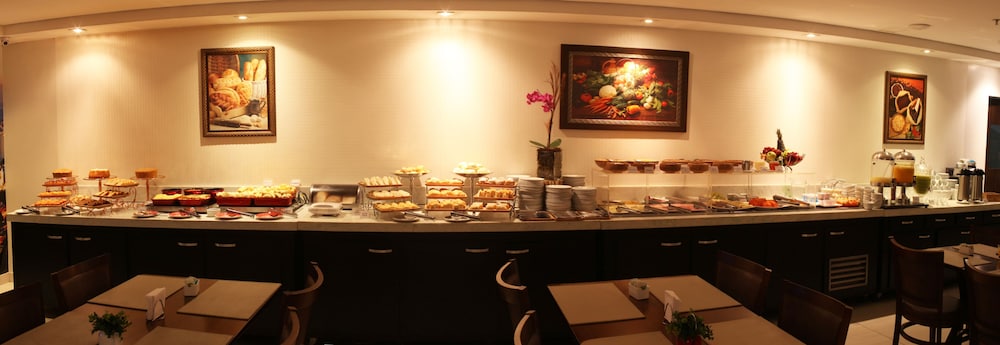 D Luca Hotel 38/39