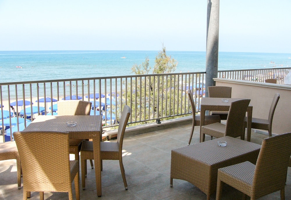 Residence Villa Lo Scoglietto 41/55