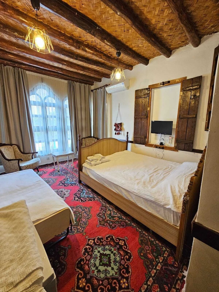 STANDARD, DOUBLE BED
