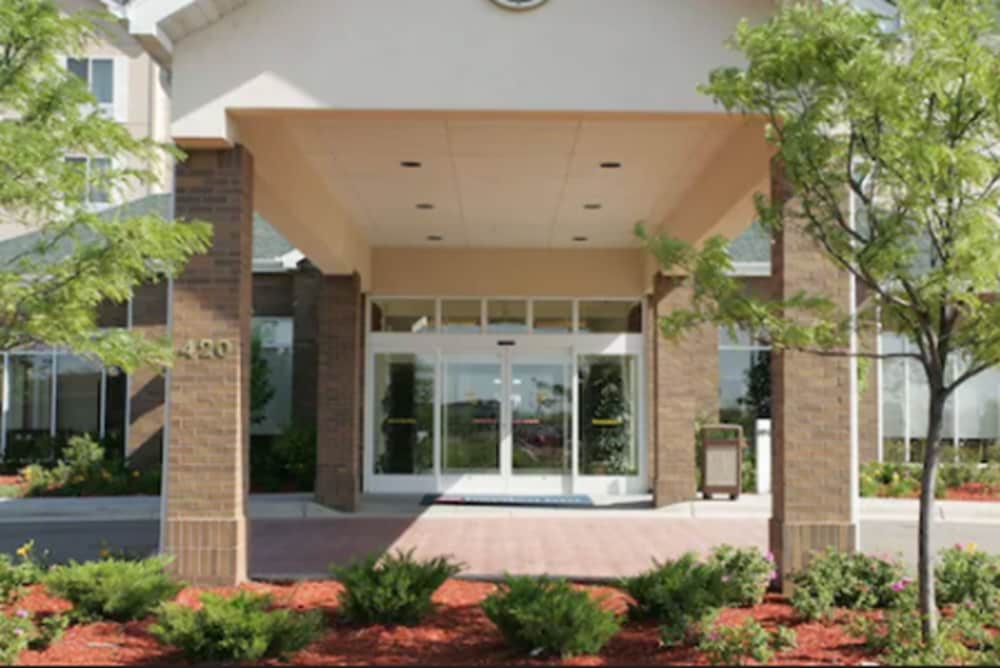 Hilton Garden Inn St Paul/Oakdale secondary