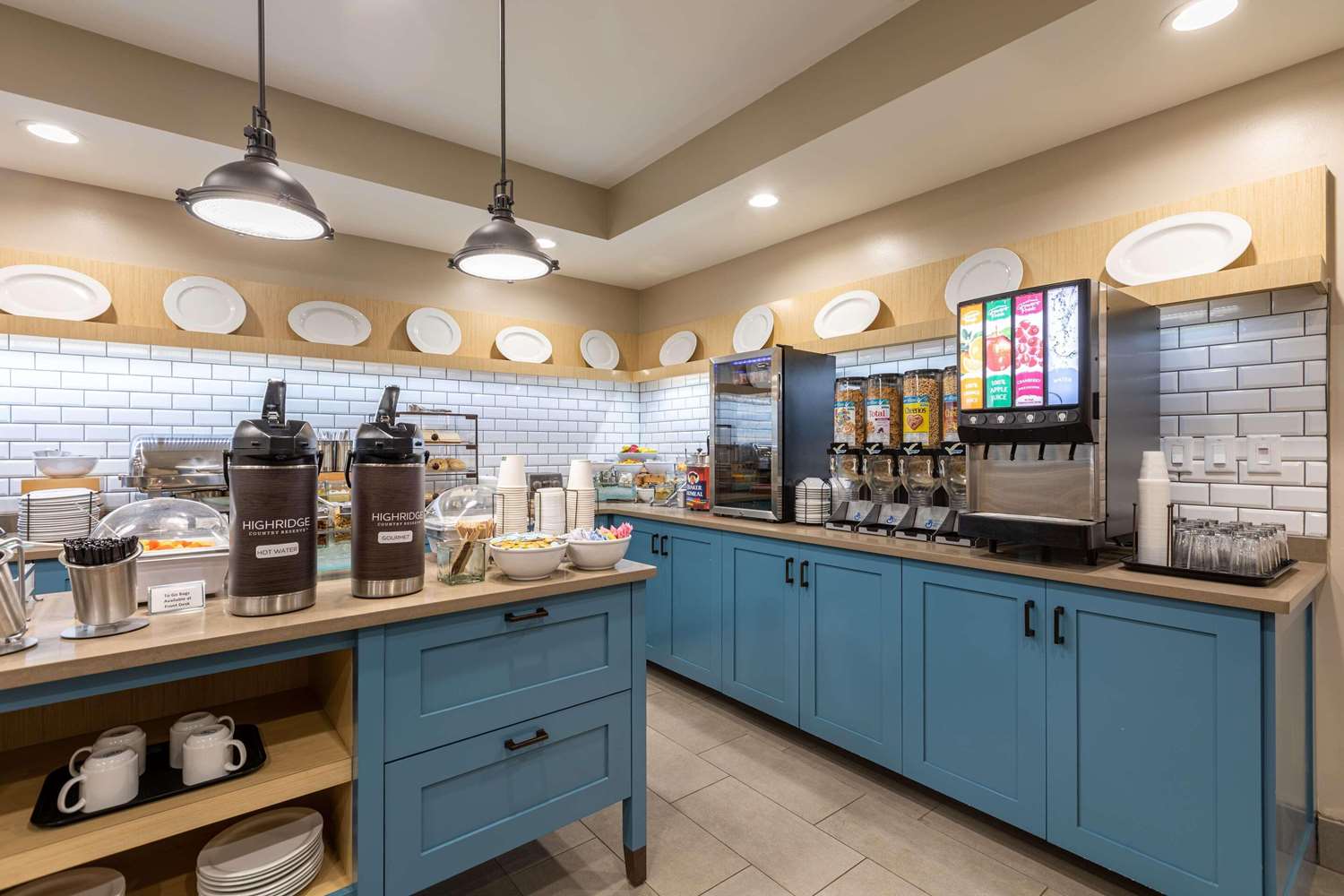 Country Inn & Suites By Radisson, Anderson, SC 25/34