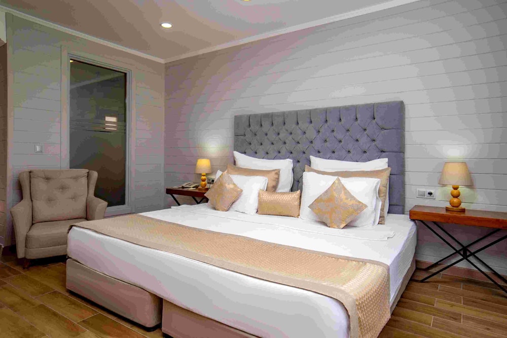 Risus Beach Resort Hotel Kusadasi 15/50