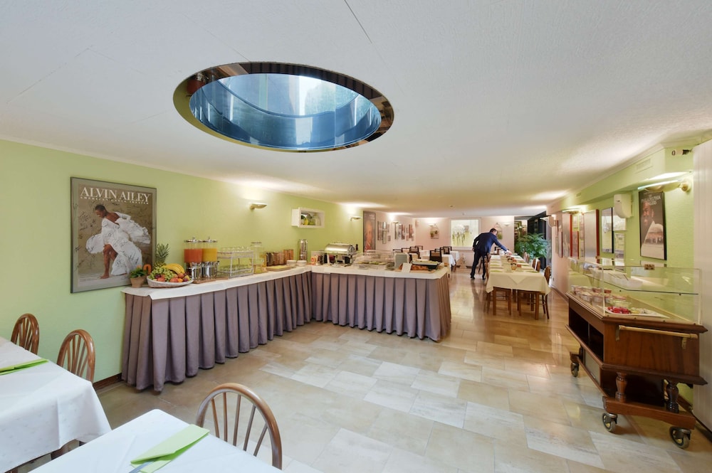 Tulip Inn Beaulieu Lausanne 9/69