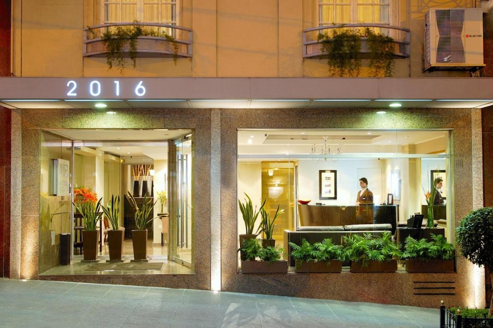 ULISES RECOLETA SUITES 5/64