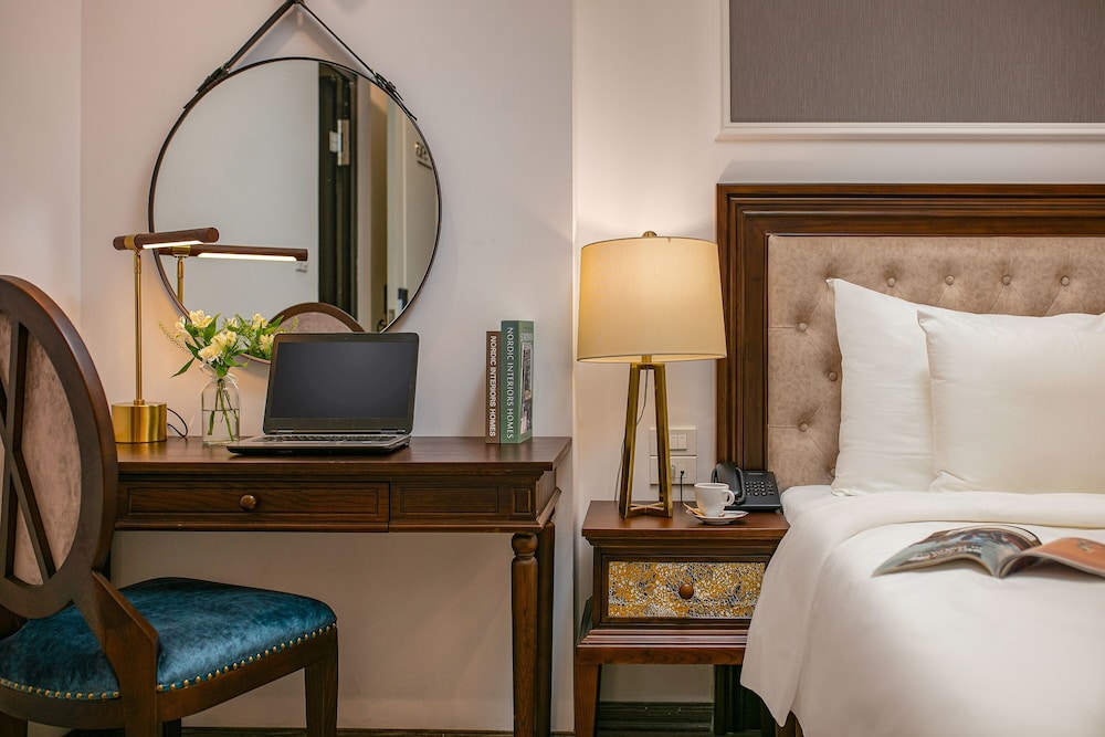 Gloud Hotel 33/50